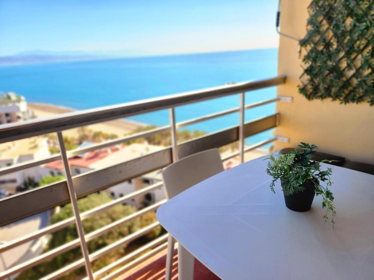Apartamento Torre De La Roca Actual Торремолинос Экстерьер фото