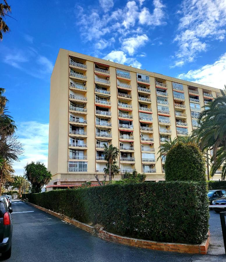 Apartamento Torre De La Roca Actual Торремолинос Экстерьер фото