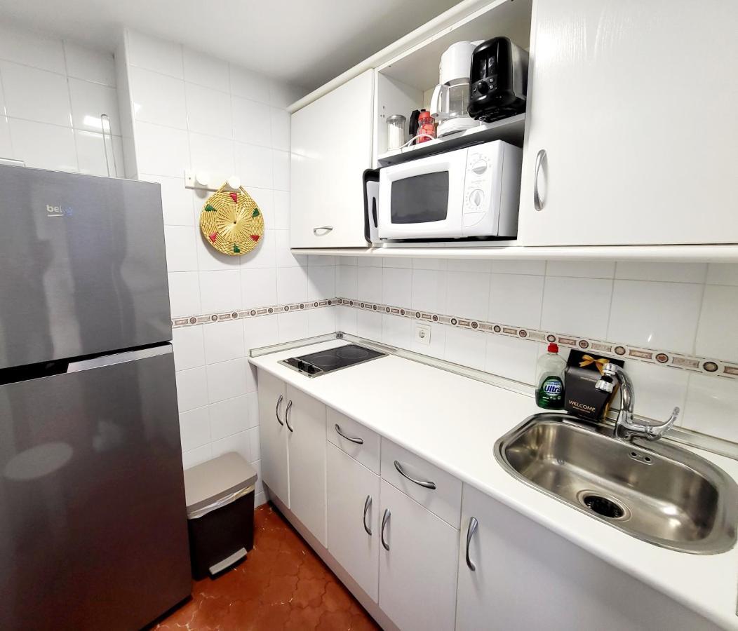 Apartamento Torre De La Roca Actual Торремолинос Экстерьер фото